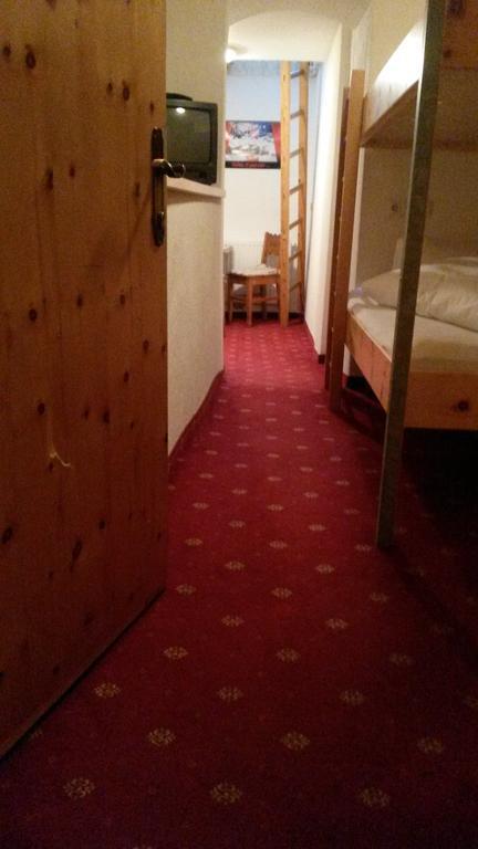 Hotel Garni Alpenrose Ишгль Экстерьер фото