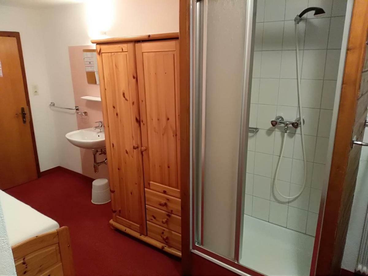 Hotel Garni Alpenrose Ишгль Экстерьер фото